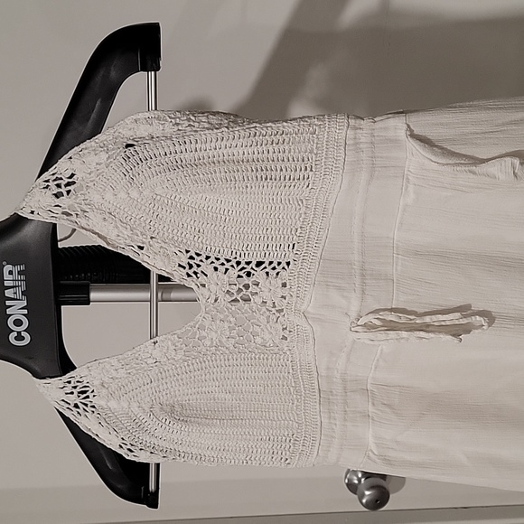 Beach dress - Picture 2 of 5